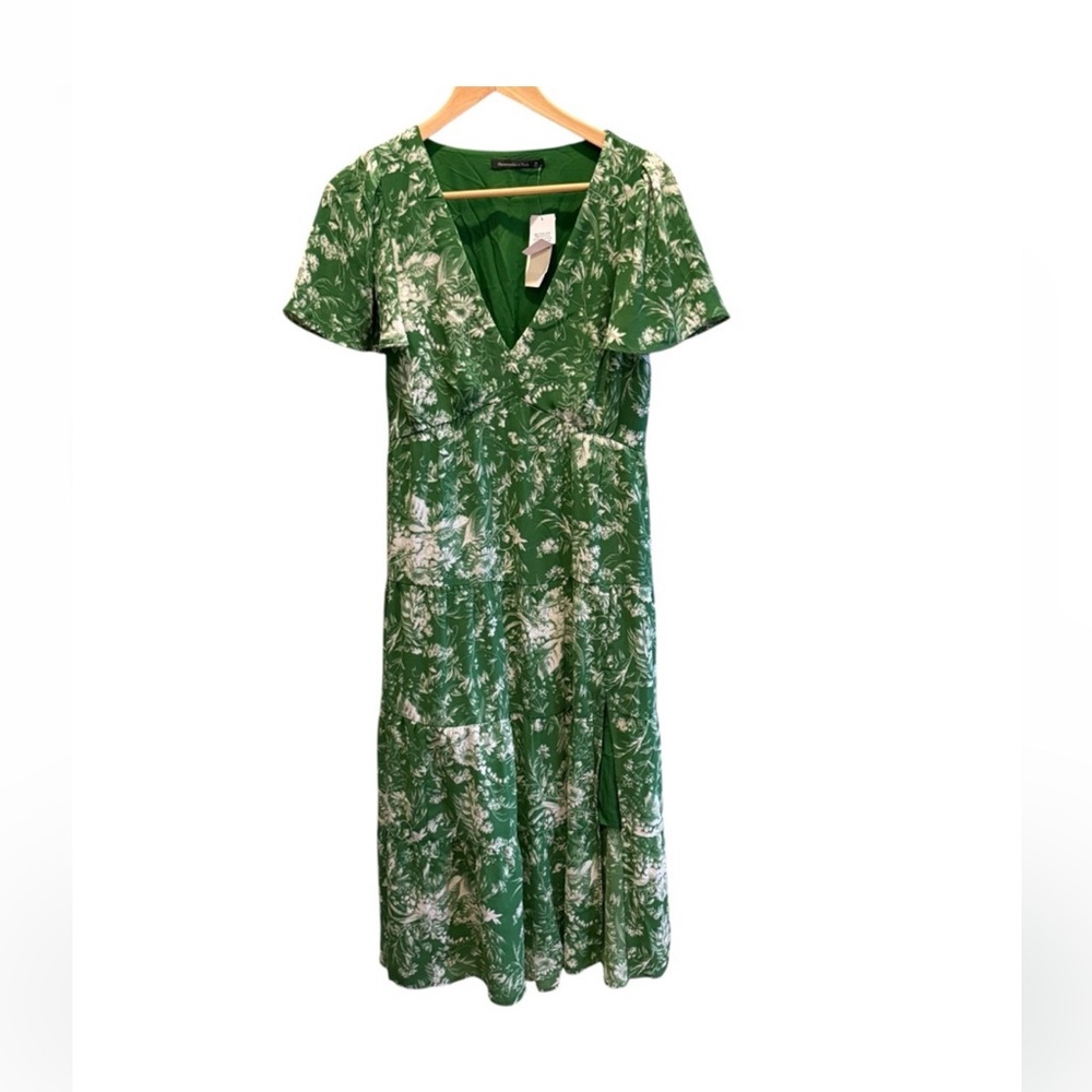 Abercrombie & Fitch Women's Green V-Neck Floral Midi Dress Size M NWT